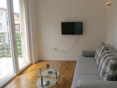 Apartment Two bedroom apartment with balcony Malinska, Krk A-19965-a - Outdoor photo 5