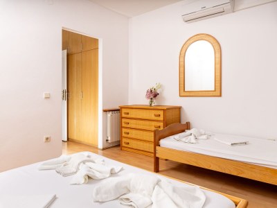 Holiday room near beach Cove Pokrivenik, Hvar S-2069-b - Outdoor photo 46