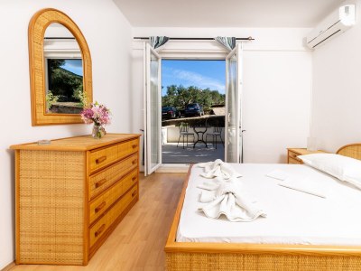 Holiday room near beach Cove Pokrivenik, Hvar S-2069-d - Outdoor photo 44
