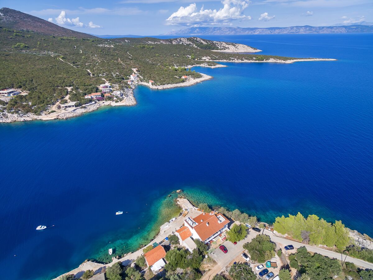 Holiday room near beach Cove Pokrivenik, Hvar S-2069-e