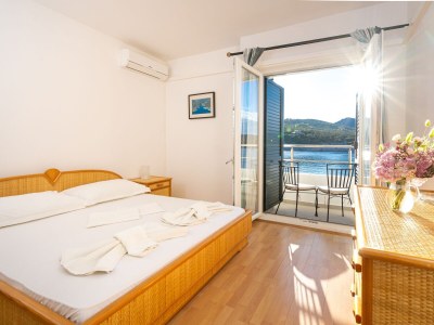 Holiday room near beach Cove Pokrivenik, Hvar S-2069-e - Outdoor photo 43