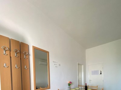 Apartment One bedroom apartment with terrace and sea view Ivan Dolac, Hvar A-22459-a - Outdoor photo 9