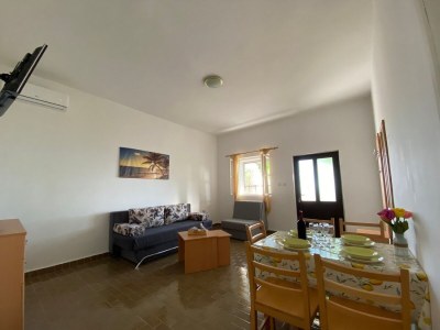 Apartment One bedroom apartment with terrace and sea view Ivan Dolac, Hvar A-22459-a - Outdoor photo 10