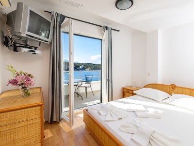 Holiday room near beach Cove Pokrivenik, Hvar S-2069-i - Outdoor photo 45