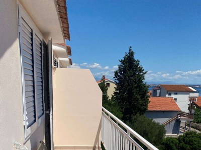 Apartment One bedroom apartment with balcony and sea view Preko, Ugljan A-23327-a - Outdoor photo 9