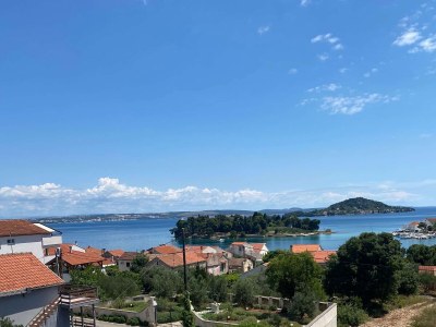 Apartment One bedroom apartment with balcony and sea view Preko, Ugljan A-23327-a - Outdoor photo 12