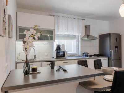 Apartment Three bedroom apartment with terrace Vir A-23333-a - Outdoor photo 11