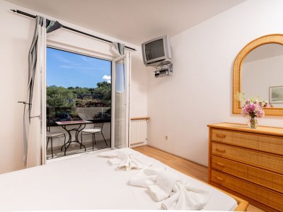 Holiday room near beach Cove Pokrivenik, Hvar S-2069-m - Outdoor photo 46