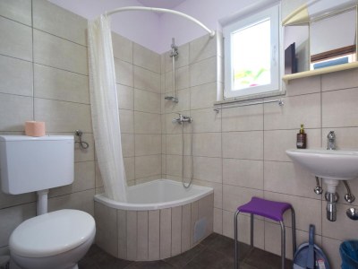 Holiday room with balcony Rasopasno, Krk S-21325-a - Outdoor photo 11