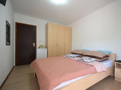 Holiday room with balcony Rasopasno, Krk S-21325-d - Outdoor photo 7