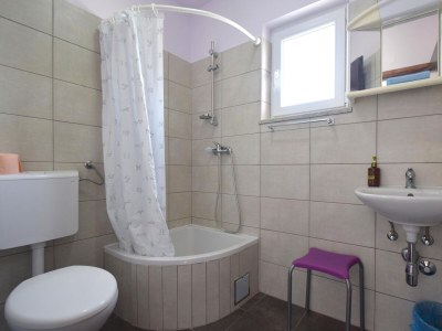 Holiday room with balcony Rasopasno, Krk S-21325-e - Outdoor photo 10