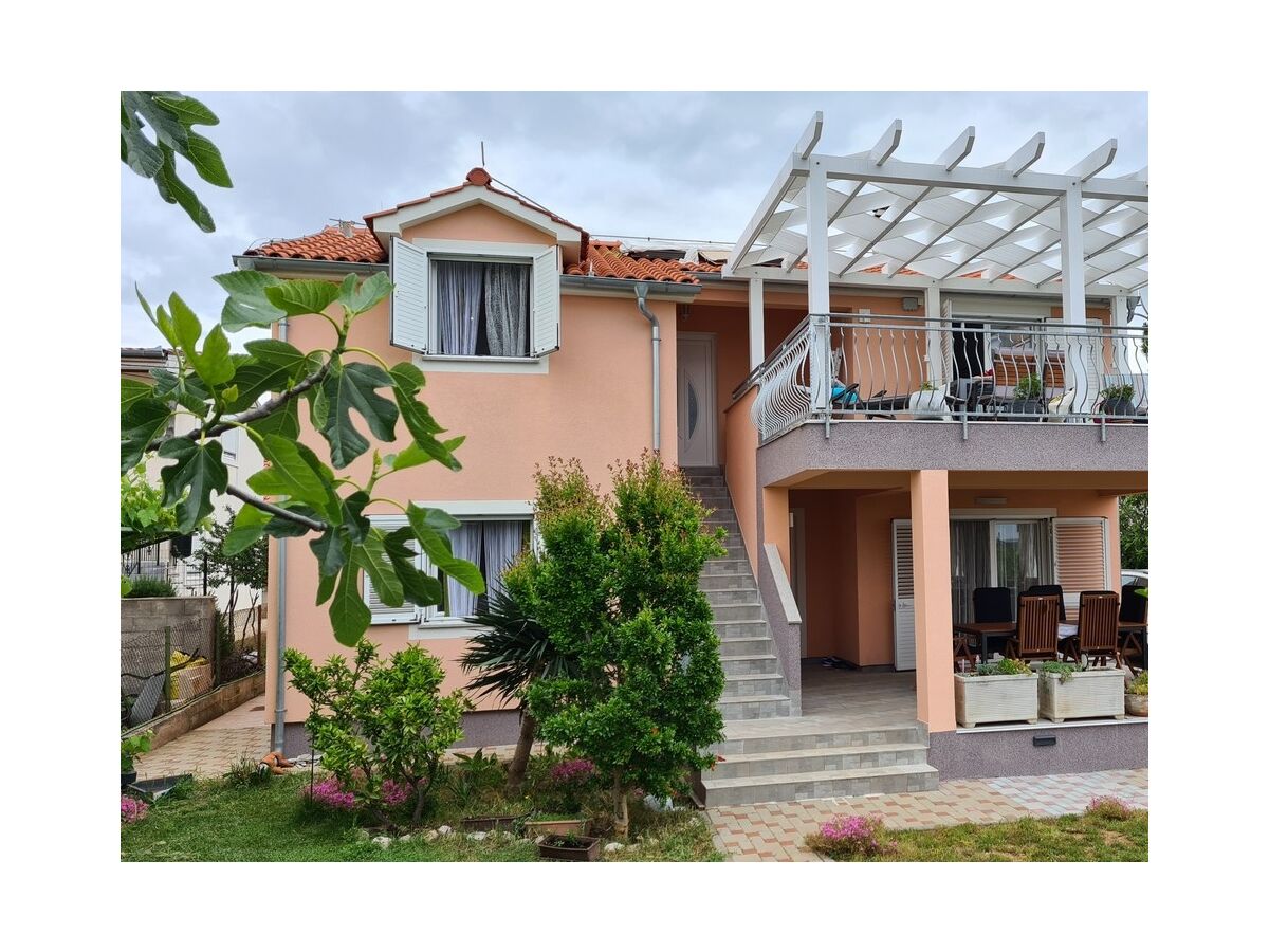 Apartment One bedroom apartment with terrace and sea view Tribunj, Vodice A-23680-a - Outdoor photo 2