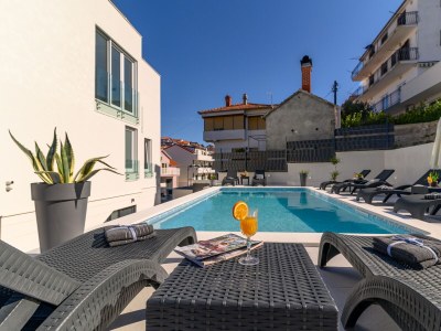 Villa Four-bedroom house with terrace and sea view Trogir K-17256 - Outdoor photo 14