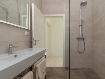 Villa Four-bedroom house with terrace and sea view Trogir K-17256 - Outdoor photo 40