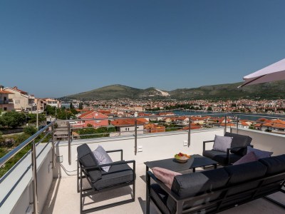 Villa Four-bedroom house with terrace and sea view Trogir K-17256 - Outdoor photo 48
