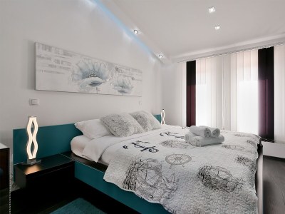 Holiday house Four-bedroom house with terrace Fažana K-19597 - Outdoor photo 36