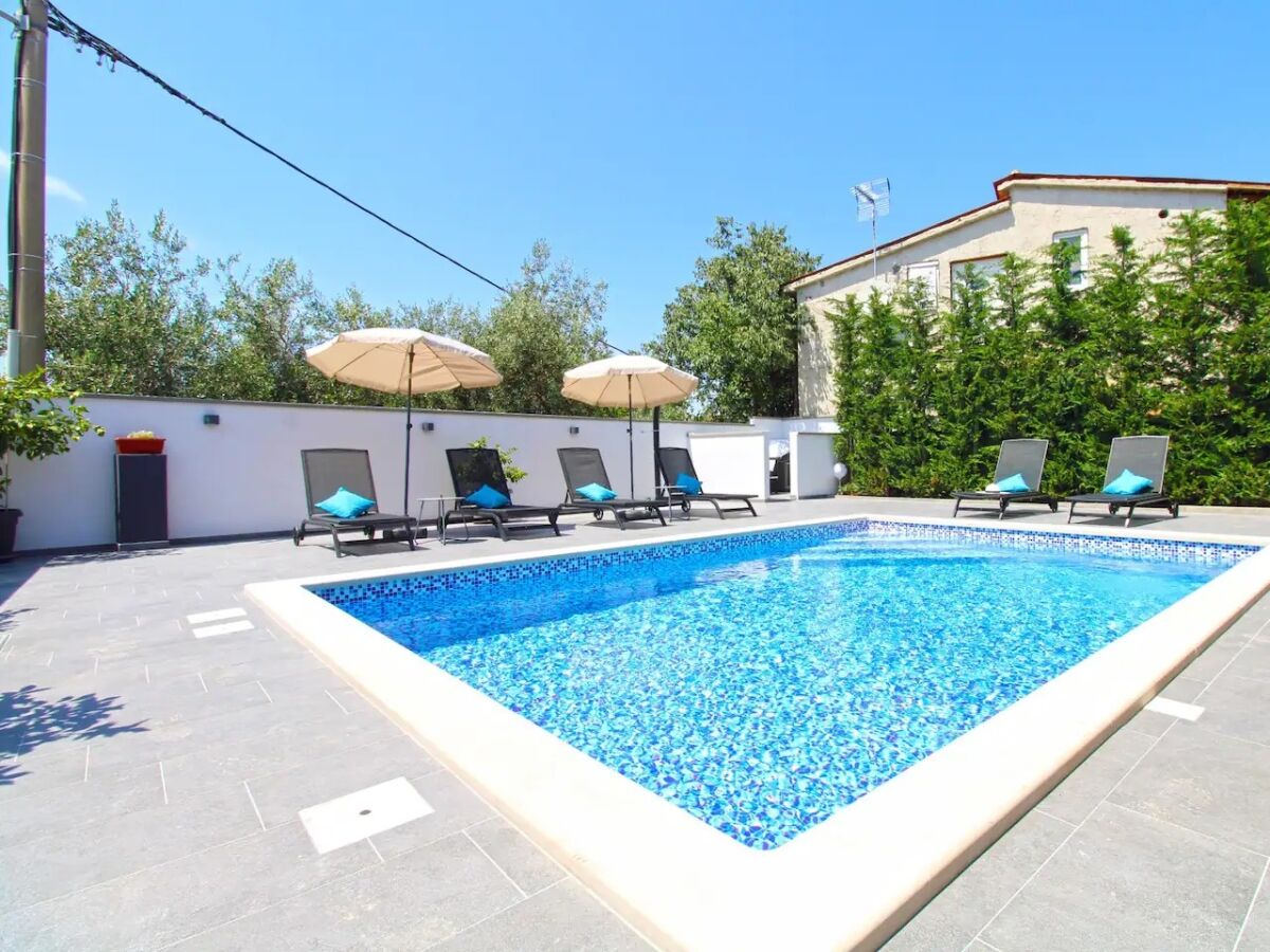 Holiday house Three bedroom house with terrace Galižana, Fažana K-20593 - Outdoor photo 4