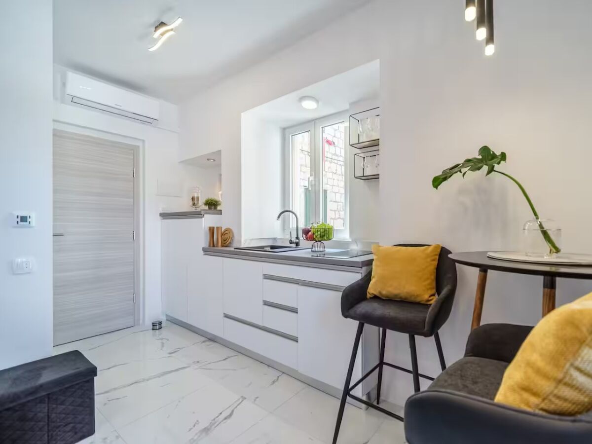 Apartment Studio flat with balcony and sea view Supetar, Brač AS-23792-a - Outdoor photo 4