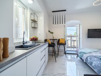 Apartment Studio flat with balcony and sea view Supetar, Brač AS-23792-a - Outdoor photo 6