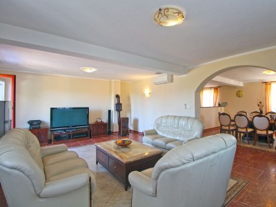 Holiday house Comfortable and spacious house with terrace Šišan, Medulin K-20775 - Outdoor photo 13