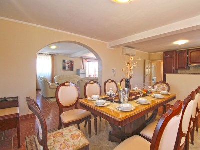 Holiday house Comfortable and spacious house with terrace Šišan, Medulin K-20775 - Outdoor photo 14