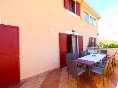 Holiday house Comfortable and spacious house with terrace Šišan, Medulin K-20775 - Outdoor photo 42