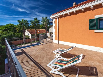 Holiday house Three bedroom house with terrace Sumartin, Brač K-21247 - Outdoor photo 25