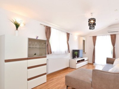 Holiday house Comfortable and spacious house with terrace Grab, Zagora K-22830 - Outdoor photo 7