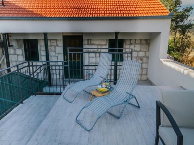 Holiday house Three bedroom house with terrace Primorski Dolac, Zagora K-22831 in Prapatnica - Holiday house