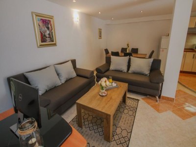 Holiday house Three bedroom house with terrace Primorski Dolac, Zagora K-22831 - Outdoor photo 4