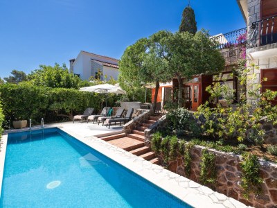 Holiday house Four-bedroom house with terrace and sea view Jelsa, Hvar K-23760 - Outdoor photo 4