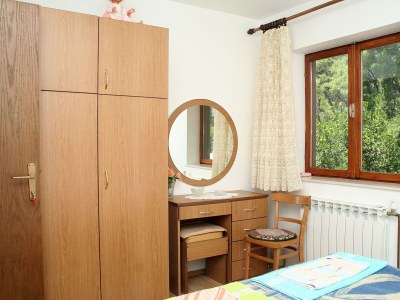 Apartment Three bedroom apartment with terrace Vrboska, Hvar A-4634-a - Outdoor photo 14