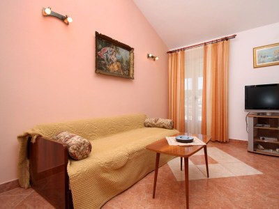 Apartment One bedroom apartment with balcony Jelsa, Hvar A-196-b - Outdoor photo 8