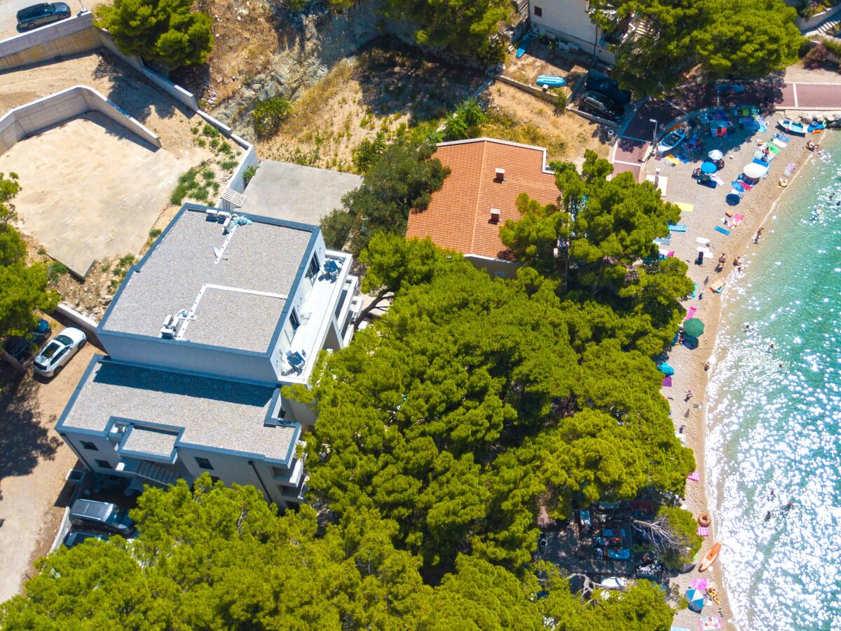 Apartment One bedroom apartment near beach Brela, Makarska A-6007-d - Outdoor photo 3