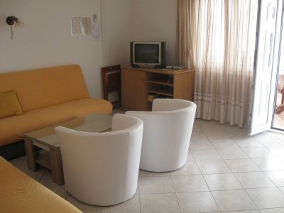 Apartment Two bedroom apartment with terrace and sea view Slatine, Čiovo A-17456-a - Outdoor photo 6