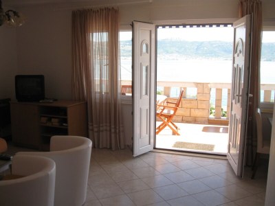 Apartment Two bedroom apartment with terrace and sea view Slatine, Čiovo A-17456-a - Outdoor photo 7