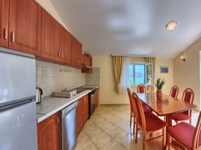 Apartment Three bedroom apartment near beach Rogoznica A-17458-a - Outdoor photo 4