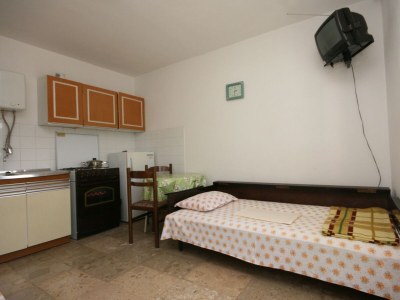 Apartment One bedroom apartment with balcony and sea view Podaca, Makarska A-6874-a - Outdoor photo 12