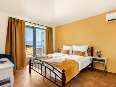 Villa Villa Pinaza A with heated pool, sauna, and **whirlpool in Vrbnik - Features photo 29