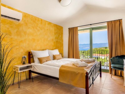 Villa Villa Pinaza A with heated pool, sauna, and **whirlpool in Vrbnik - Features photo 34