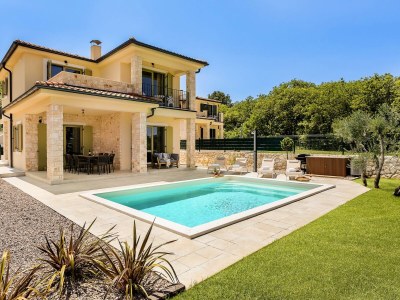 Villa Villa Pinaza B with heated pool, sauna, and whirlpool in Vrbnik - Outdoor photo 7