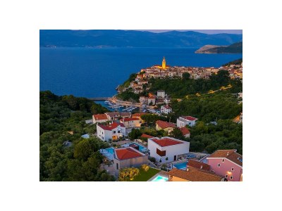 Villa Villa Pinaza B with heated pool, sauna, and whirlpool in Vrbnik - Environment photo 34