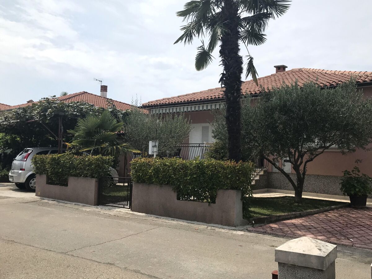 Apartment Two bedroom apartment with terrace Umag A-7126-a - Outdoor photo 2