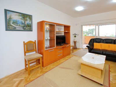 Apartment Two bedroom apartment with terrace Bibinje, Zadar A-18110-a - Outdoor photo 6