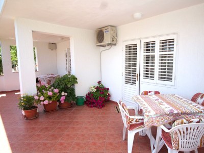 Apartment One bedroom apartment with terrace Banjol, Rab A-5007-a - Outdoor photo 15