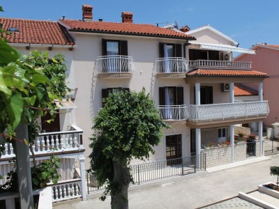 Apartment Two bedroom apartment with terrace and sea view Duga Luka (Prtlog), Labin A-5528-a in Labin - Apartment