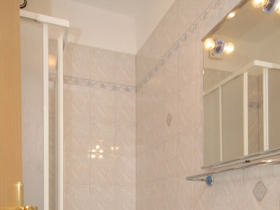 Apartment Two bedroom apartment with terrace and sea view Duga Luka (Prtlog), Labin A-5528-a - Outdoor photo 16