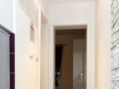 Apartment One bedroom apartment near beach Duće, Omiš A-10304-a - Outdoor photo 12