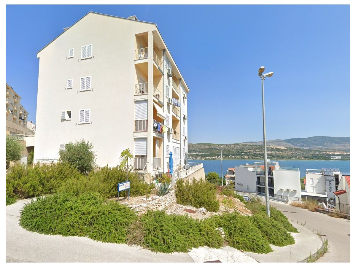 Apartment One bedroom apartment with balcony and sea view Mastrinka, Čiovo A-24035-a