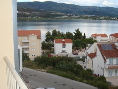 Apartment One bedroom apartment with balcony and sea view Mastrinka, Čiovo A-24035-a - Outdoor photo 11